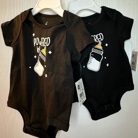 Lot of 2 NWT Lullaby Lane milk baby bottle black‎ bodysuit baby 0-3/6-9 mo - Picture 1 of 13